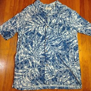 Island Republic Blue White Geometric Pattern Short Sleeve Button Up Silk Shirt M